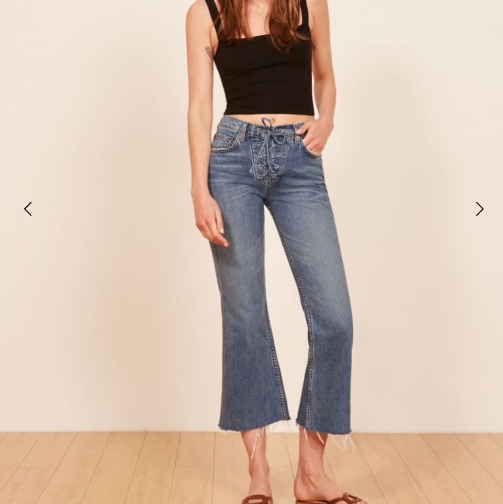 Cropped flare jeans